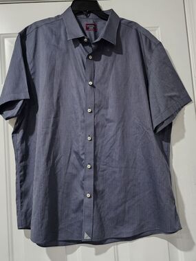 UNTUCKit Men's Shirt with Red Trim Label - Navy StripeXXXL {Bx16}